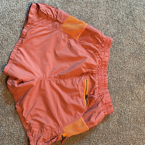 Free people shorts - Picture 3 of 3